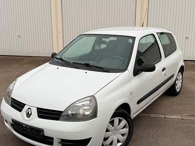 Second-hand Renault Clio II Campus 55 CP (40 kW) 2008 Alb Hatchback