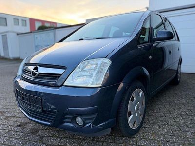 Grau Gebraucht 2008 Opel Meriva Van / Kleinbus | 1.690 € (Guter Preis)