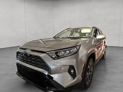 Neu Toyota RAV4 Hybrid 218 PS (160 kW) 2025 Silber SUV