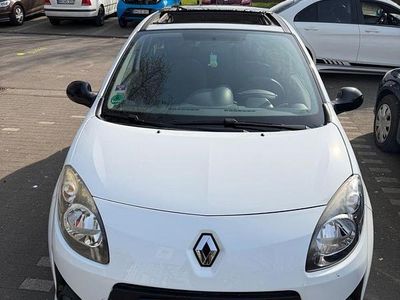 Second-hand Renault Twingo 76 CP (55 kW) 2010 Argintiu Hatchback
