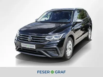 Gebraucht VW Tiguan Allspace Life 150 PS (110 kW) 2023 Schwarz SUV