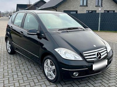 Mercedes A200