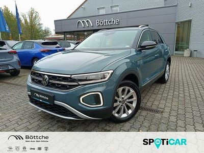 Usata VW T-Roc Style 150 CV (110 kW) 2023 Blu SUV