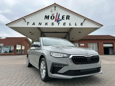 Gebraucht Skoda Scala Selection 116 PS (85 kW) 2025 Grau Kleinwagen