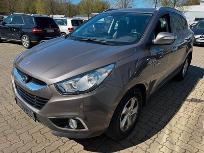 Usado Hyundai Tucson Style 135 HP (99 kW) 2013 Castanho SUV