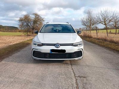 Gebraucht VW Golf VIII R-line 190 PS (139 kW) 2022 Weiß Kombi