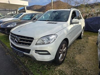 Weiß Gebraucht 2012 Mercedes ML250 SUV | 12.000 € (Guter Preis)