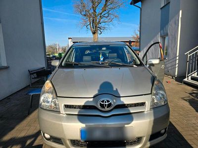 Silber Gebraucht 2007 Toyota Corolla Verso Van / Kleinbus | 3.750 €