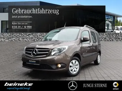 Gebraucht Mercedes Citan 111 Edition 110 PS (80 kW) 2015 Limonitbraun Kombi