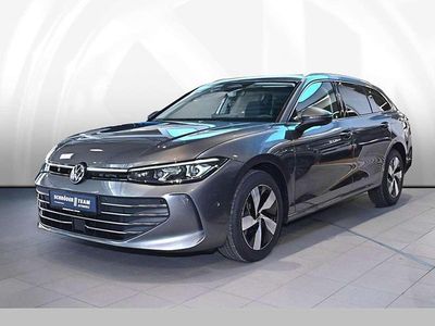Neu VW Passat Business 150 PS (110 kW) 2026 Diabasgrau metallic Kombi
