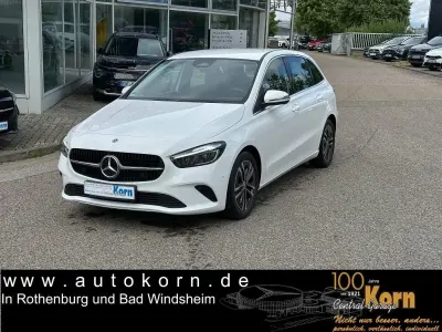 Gebraucht Mercedes B200 Progressive 163 PS (119 kW) 2024 Weiß Kleinwagen