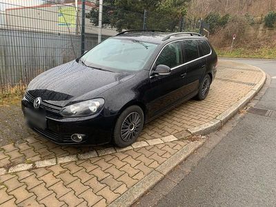 Schwarz Gebraucht 2011 VW Golf Kombi | 2.900 € (Guter Preis)