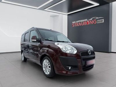 Rot Gebraucht 2011 Fiat Doblò Emotion Van / Kleinbus | 3.490 € (Fairer Preis)