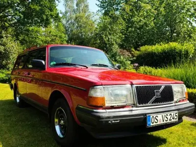 Gebraucht Volvo 245 116 PS (85 kW) 1992 Rot Kombi