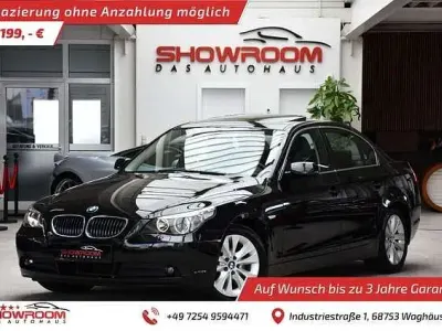 Gebraucht BMW 523 Advantage 177 PS (130 kW) 2006 Schwarz Limousine