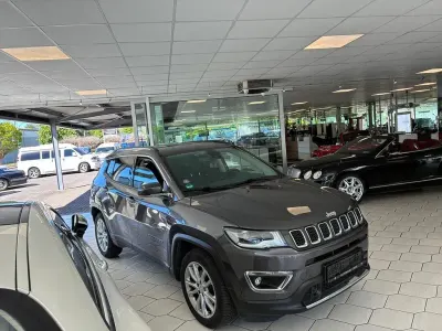 Occasion Jeep Compass Limited 150 ch (110 kW) 2021 Granite crystal SUV