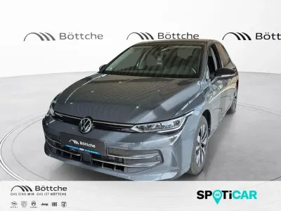 Gebraucht VW Golf VIII IQ Drive 116 PS (85 kW) 2024 Delfingrau metallic Limousine