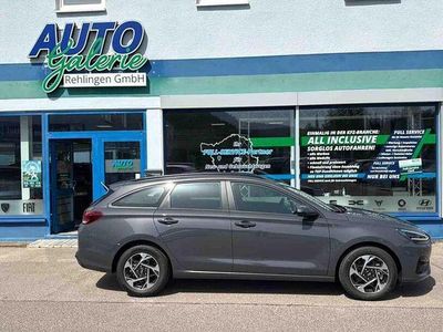 Gebraucht Hyundai i30 101 PS (74 kW) 2025 Ecotronic gray Kombi