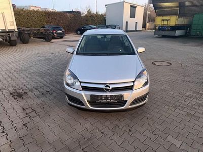 Gebraucht Opel Astra Edition 105 PS (77 kW) 2005 Grau Limousine