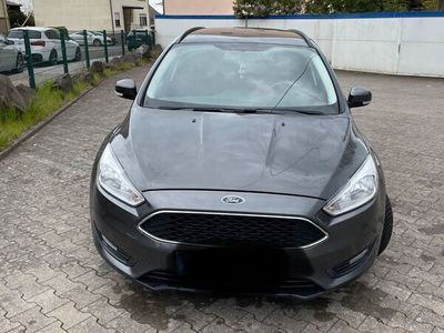 gebraucht Ford Focus 1,0 EcoBoost 74kW Business Turnier Bus...