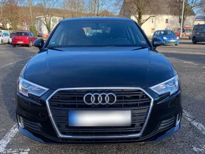 Gebraucht Audi A3 Sport 150 PS (110 kW) 2018 Schwarz Limousine