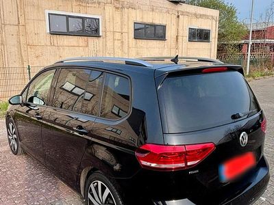 Gebraucht VW Touran 110 PS (80 kW) 2016 Schwarz Van / Kleinbus