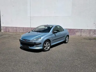 Gebraucht Peugeot 206 109 PS (80 kW) 2003 Grau Cabrio