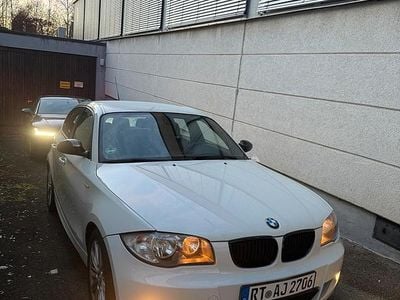 Gebraucht BMW 116 M Sport 122 PS (89 kW) 2007 Weiß Kleinwagen