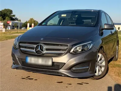 Gebraucht Mercedes 180 109 PS (80 kW) 2016 Grau Limousine
