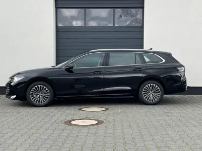 Neu VW Passat Pro 150 PS (110 kW) 2026 Kombi