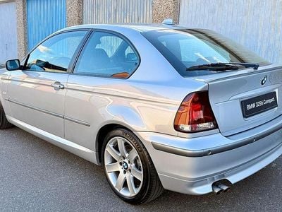 Gebraucht BMW 325 Performance 192 PS (141 kW) 2003 Silber Limousine