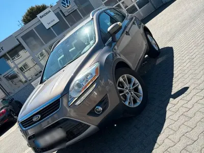 Używany Ford Kuga 160 KM (117 kW) 2011 Brązowy SUV