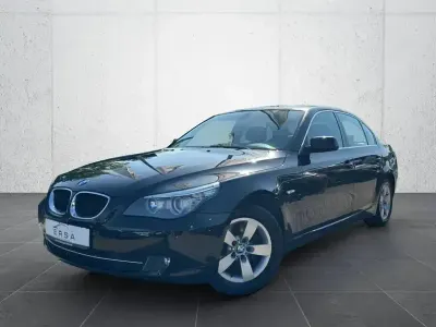 Gebraucht BMW 520 163 PS (119 kW) 2010 Schwarz Limousine