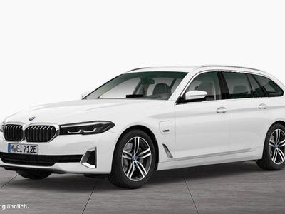Gebraucht BMW 530e 292 PS (214 kW) 2022 Weiß Kombi