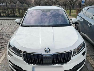 Gebraucht Skoda Karoq Ambition 150 PS (110 kW) 2022 Weiß SUV
