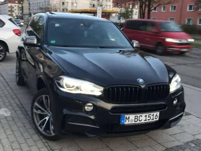 Gebraucht BMW X5 Sport Line 381 PS (280 kW) 2014 Blau SUV