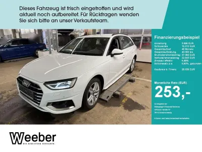 Gebraucht Audi A4 Advanced Plus 204 PS (150 kW) 2023 Gletscherweiß (metallic) Kombi