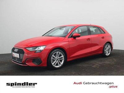 Gebraucht Audi A3 Ambiente 150 PS (110 kW) 2023 Tangorot metallic Limousine