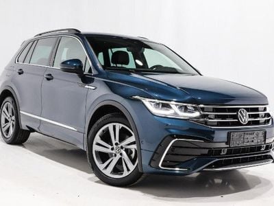 Grün metallic Gebraucht 2020 VW Tiguan R-line SUV | 22.000 €