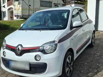 Gebraucht Renault Twingo Experience 69 PS (50 kW) 2016 Weiß Kleinwagen