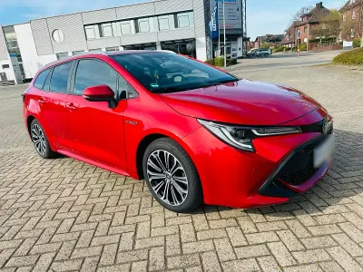 Gebraucht Toyota Corolla Sport 152 PS (111 kW) 2020 Rot Kombi