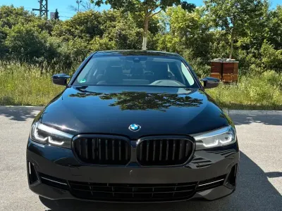 Gebraucht BMW 520 190 PS (139 kW) 2022 Schwarz Limousine