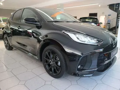 Neu Mazda 2 Homura-Line 92 PS (67 kW) 2026 Schwarz Kleinwagen