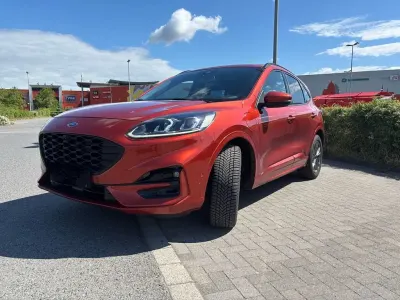 Gebraucht Ford Kuga ST-Line 224 PS (164 kW) 2020 Orange SUV