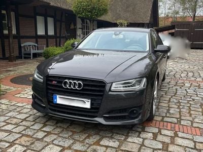 Audi S8 plus