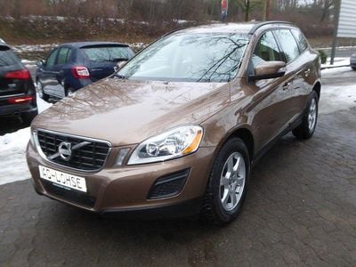 Gebraucht Volvo XC60 Kinetic 196 PS (144 kW) 2013 Braun SUV