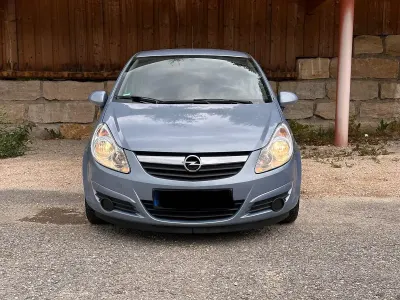 Gebraucht Opel Corsa 80 PS (58 kW) 2010 Blau Kleinwagen