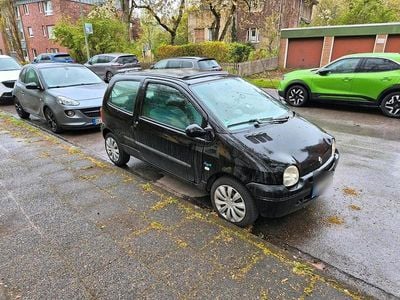 Second-hand Renault Twingo 58 CP (42 kW) 2005 Negru Hatchback