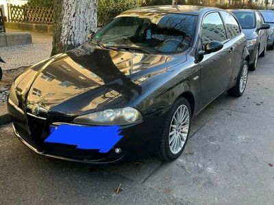 gebraucht Alfa Romeo 147 1.6 105ps Fahrbereit / TÜV abgelaufen