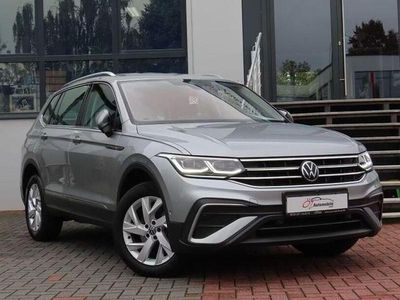 Silber Gebraucht 2022 VW Tiguan Allspace SUV | 24.900 € (Fairer Preis)
